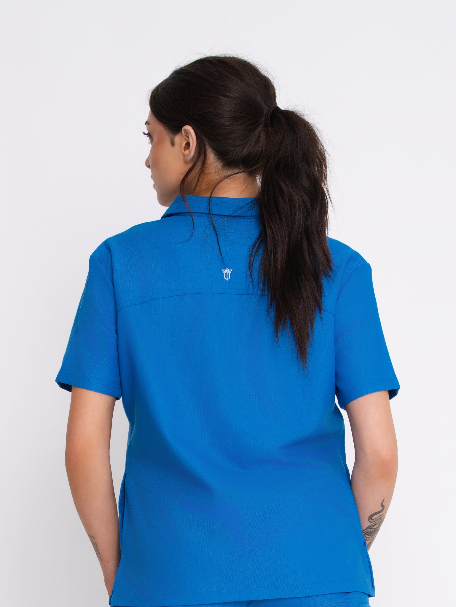 Arsta 3-Pocket Top