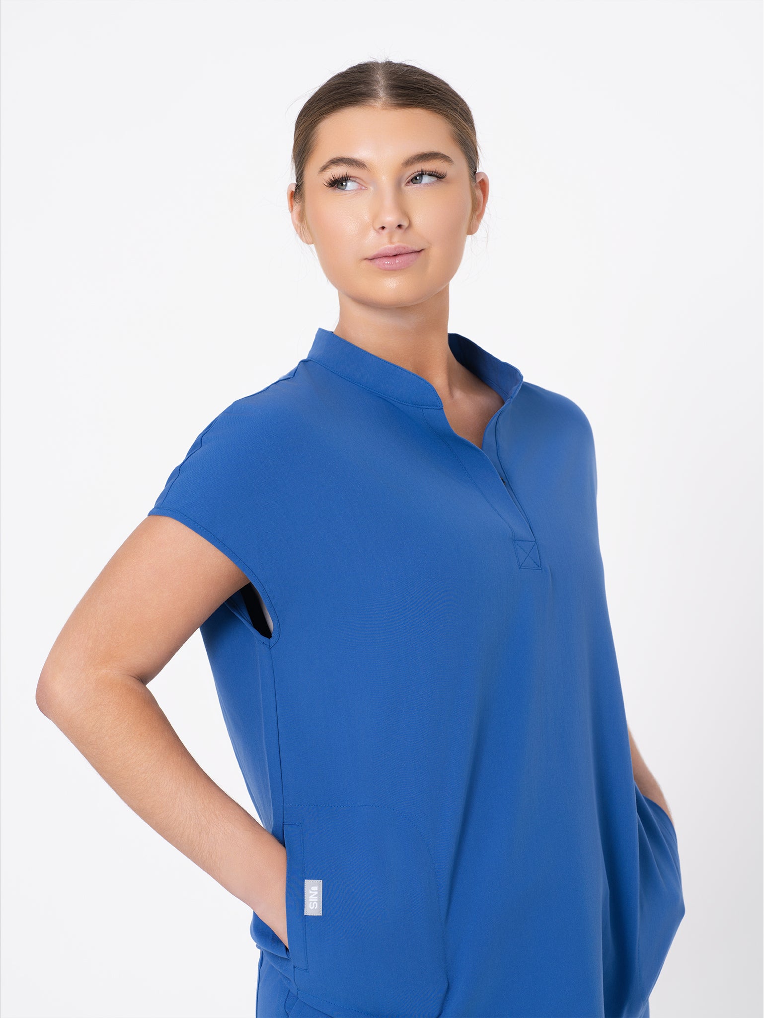 Sylvar 2- Pocket Top