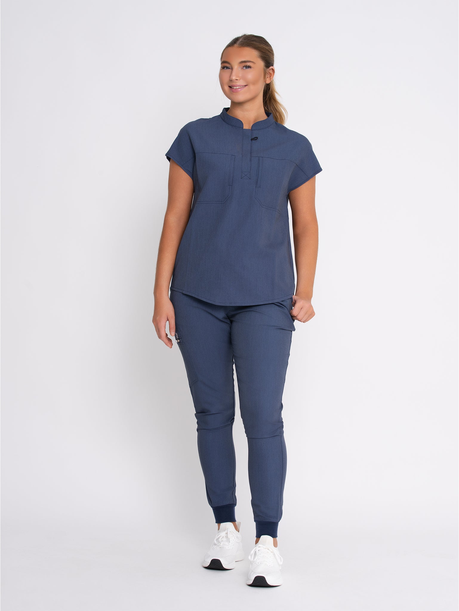 Syra 2-Pocket Top