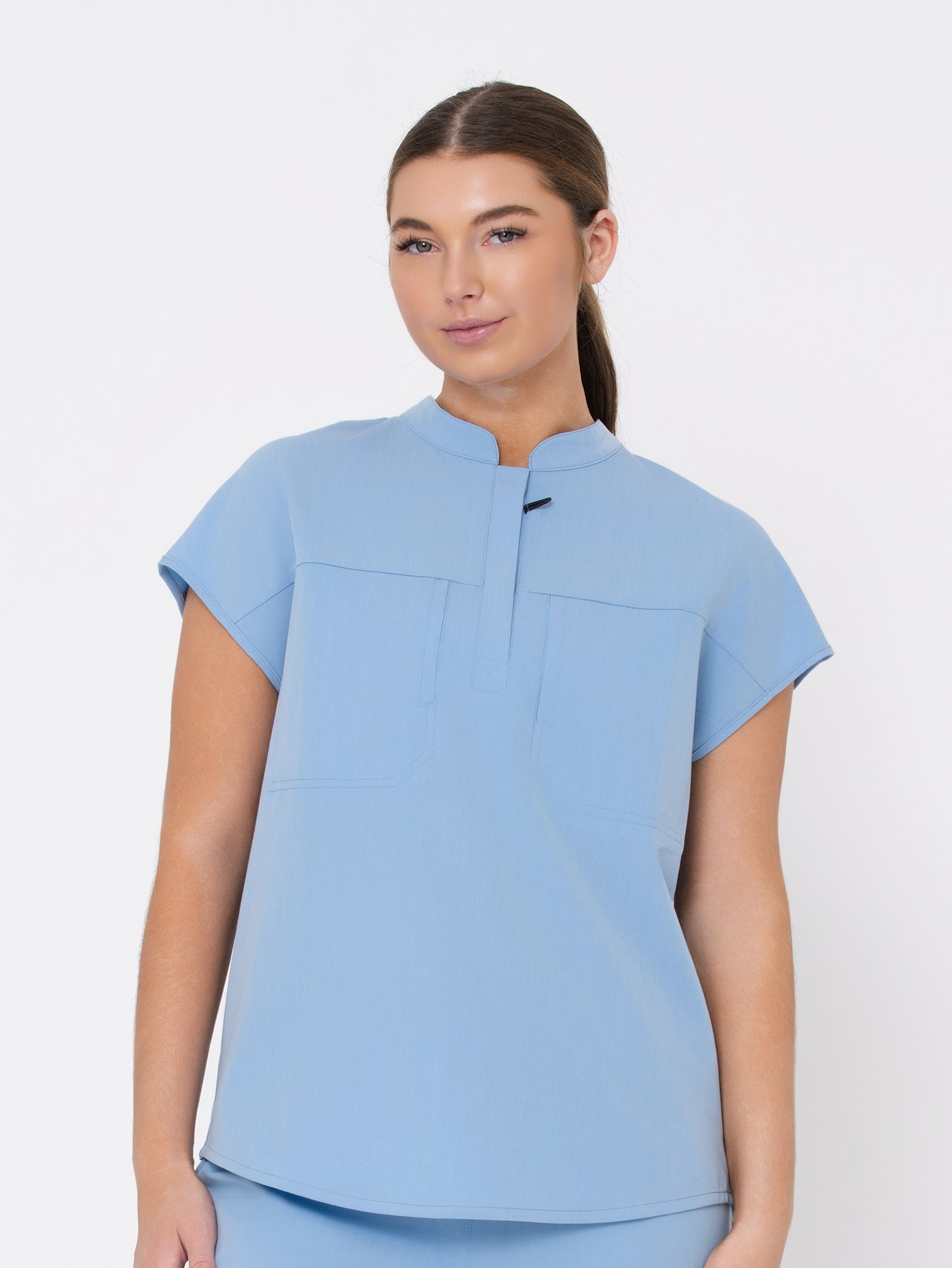 Syra 2-Pocket Top