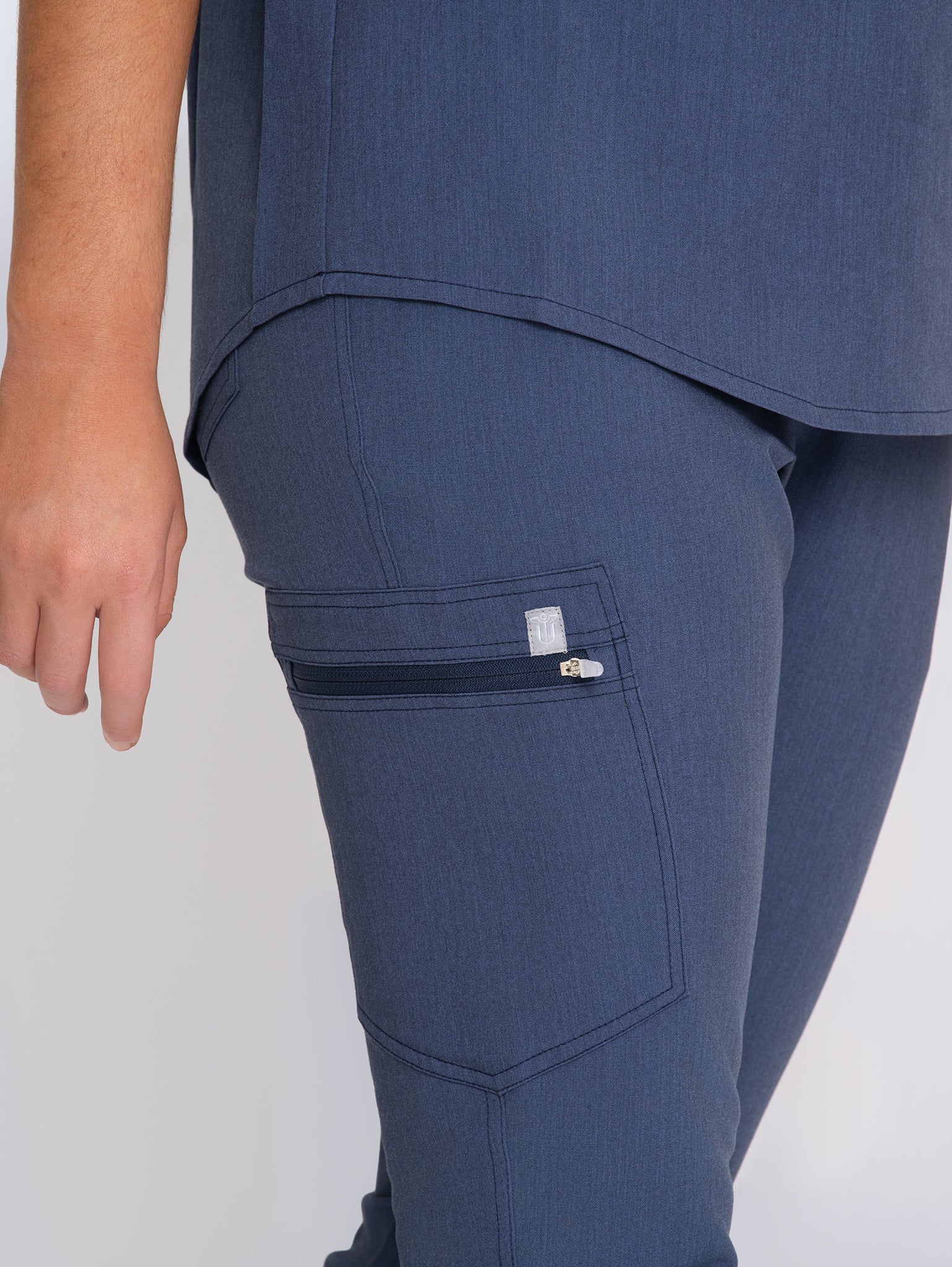 SYRAH 6-Pocket Pants