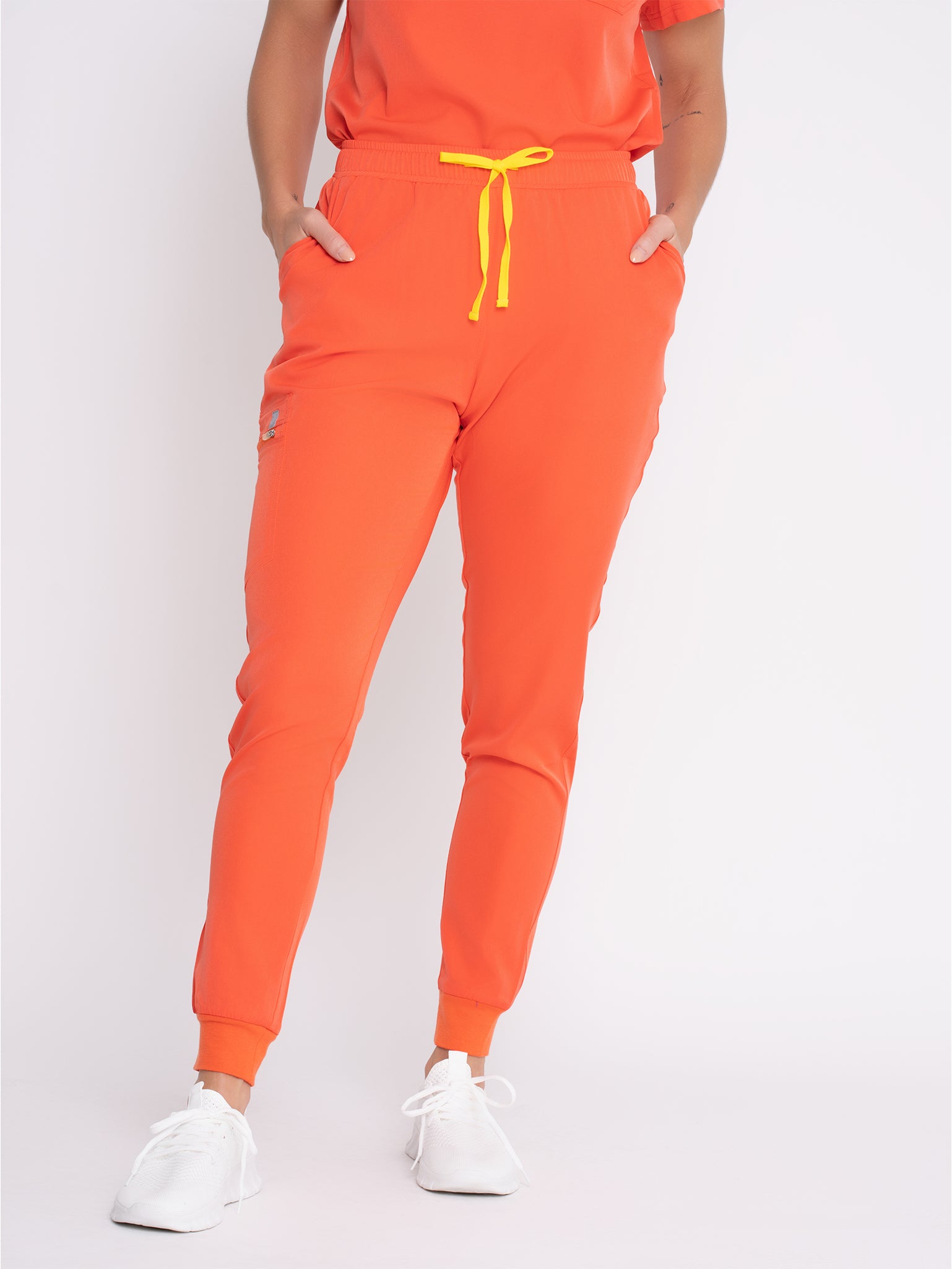 SYRAH 6-Pocket Pants