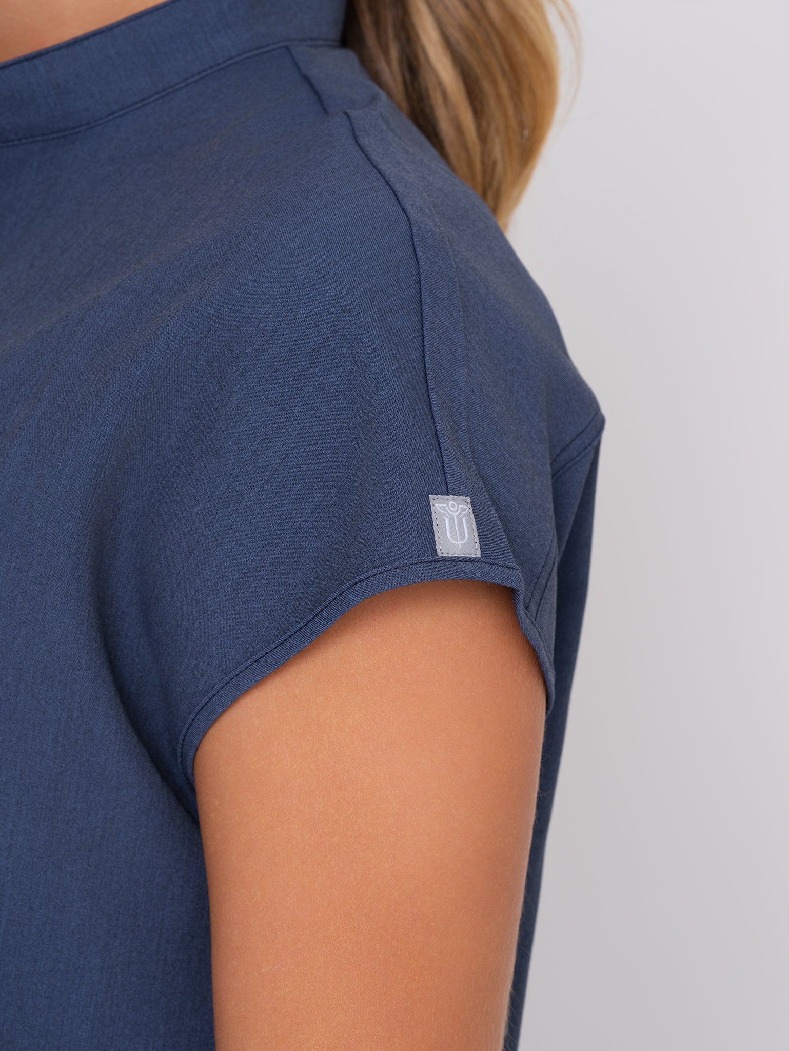 Sylvar 2- Pocket Top