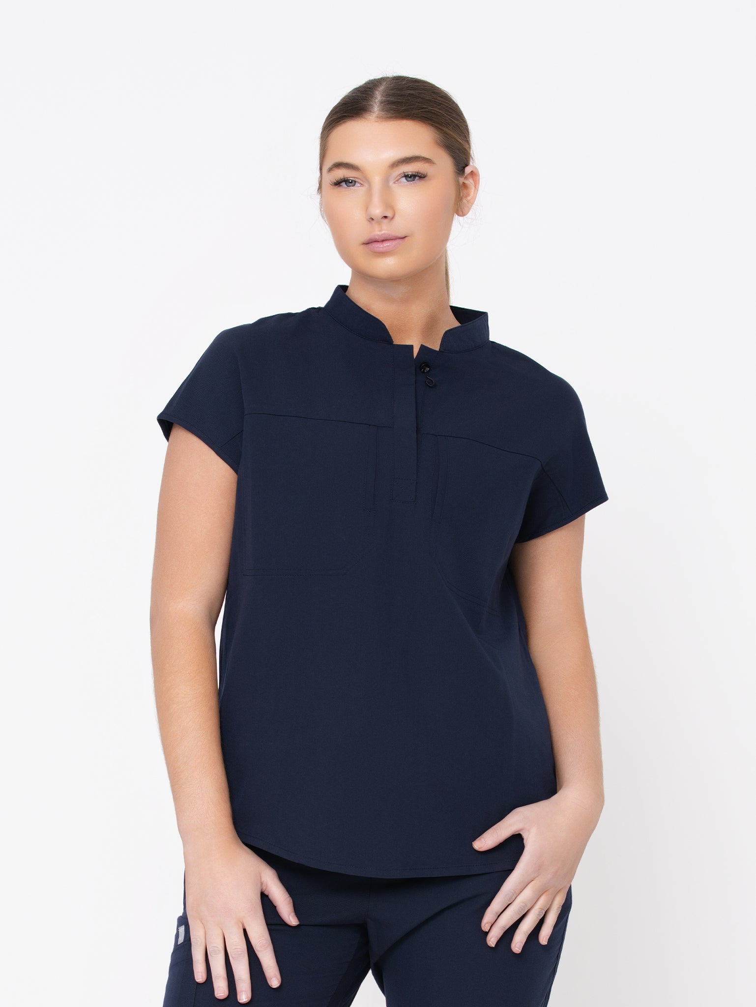 Syra 2-Pocket Top